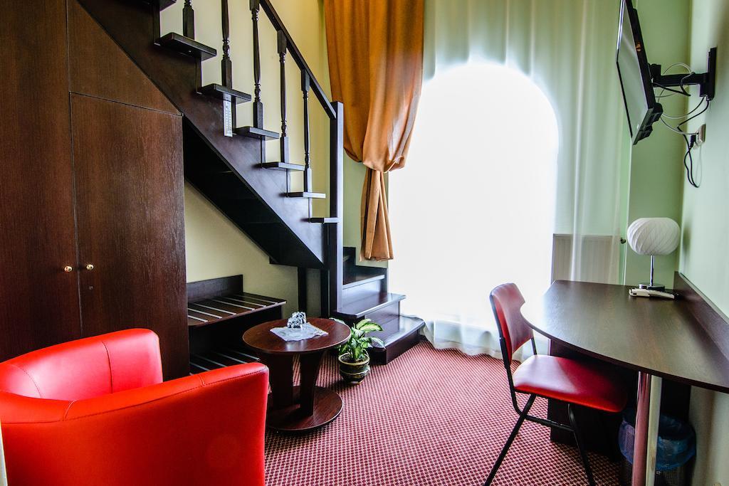 Terminal-A Hotel Riasne-Ruske Rom bilde